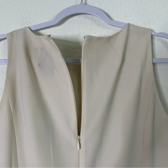 J.crew Womens Tan Sleeveless pleated A-line dress in two-way stretch wool 8 NWT J.crew Womens Tan Sleeveless pleated A-line dress in two-way stretch wool 8 NWT